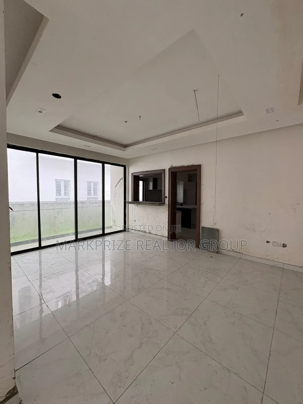 5bdrm Duplex in Lekki County Homes, Ikota for sale
