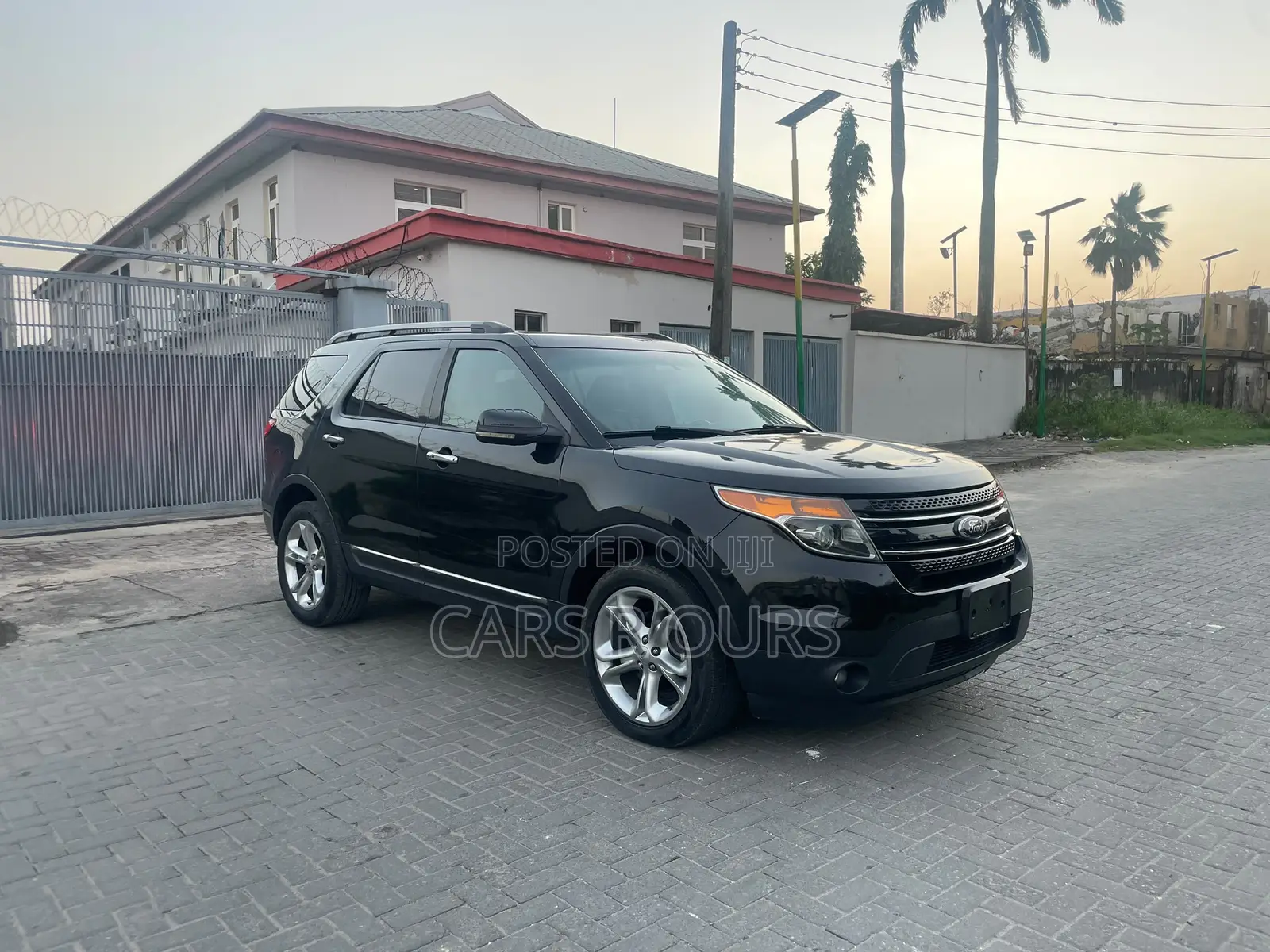 Ford Explorer Limited 4dr 4x4 (3.5L 6cyl 6A) 2013 Black