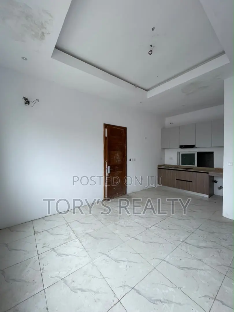 2bdrm Apartment in Ikate for sale