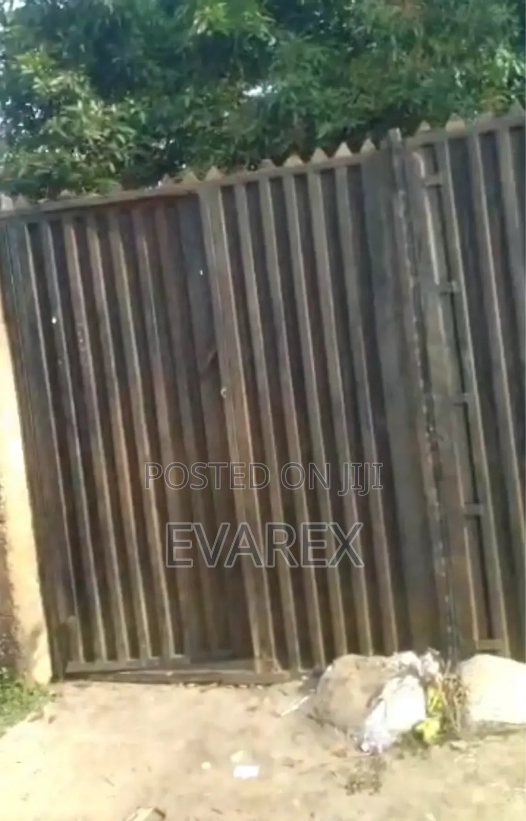 6bdrm Block of Flats in Ojo for sale
