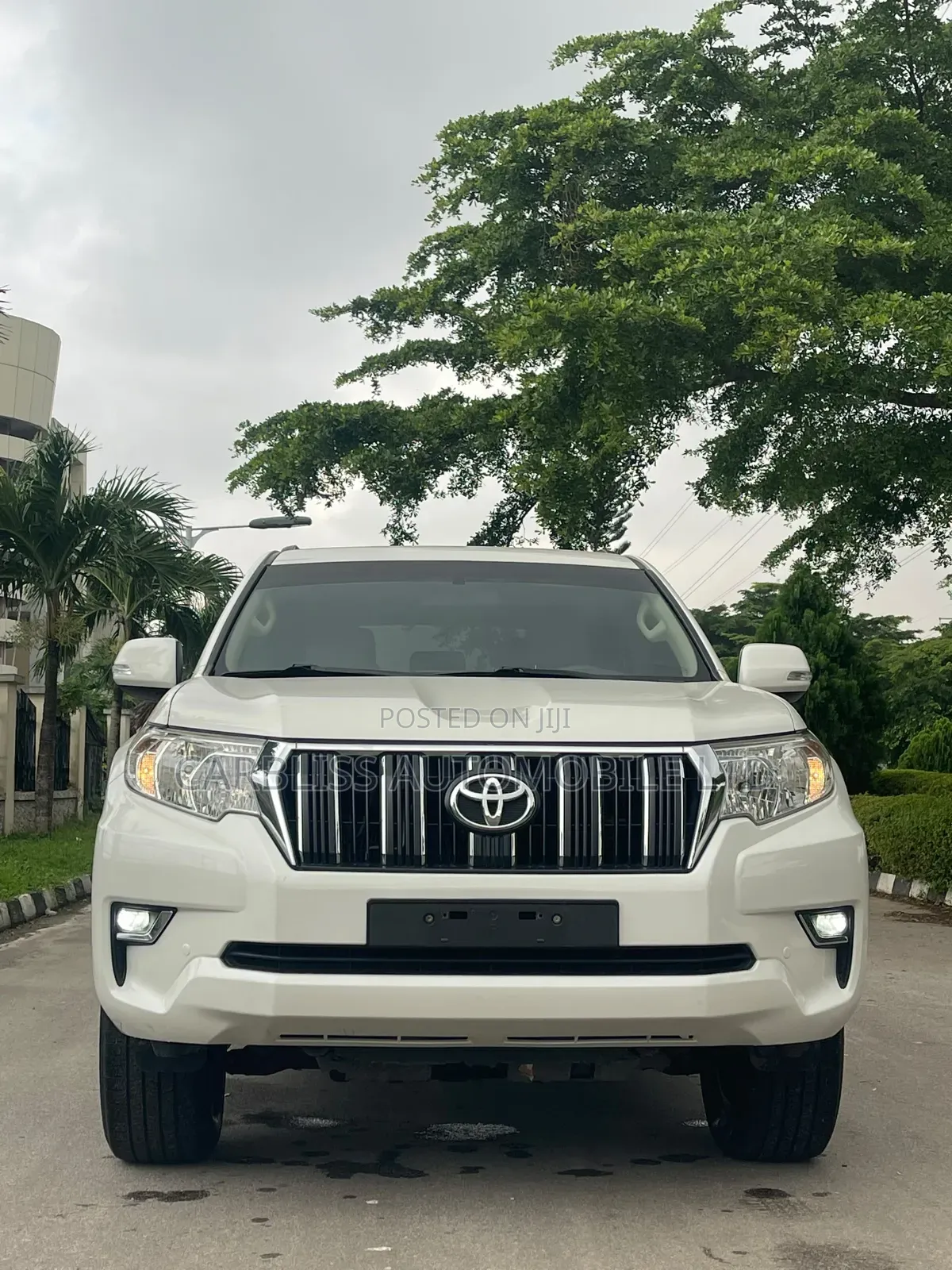 Toyota Land Cruiser Prado 4.0 Petrol TX-L 2018 White