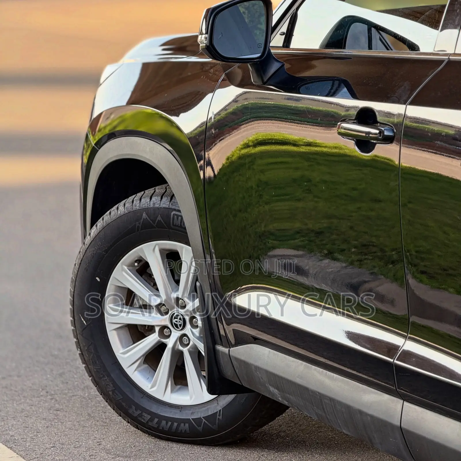New Toyota Highlander XLE AWD 2024 Black