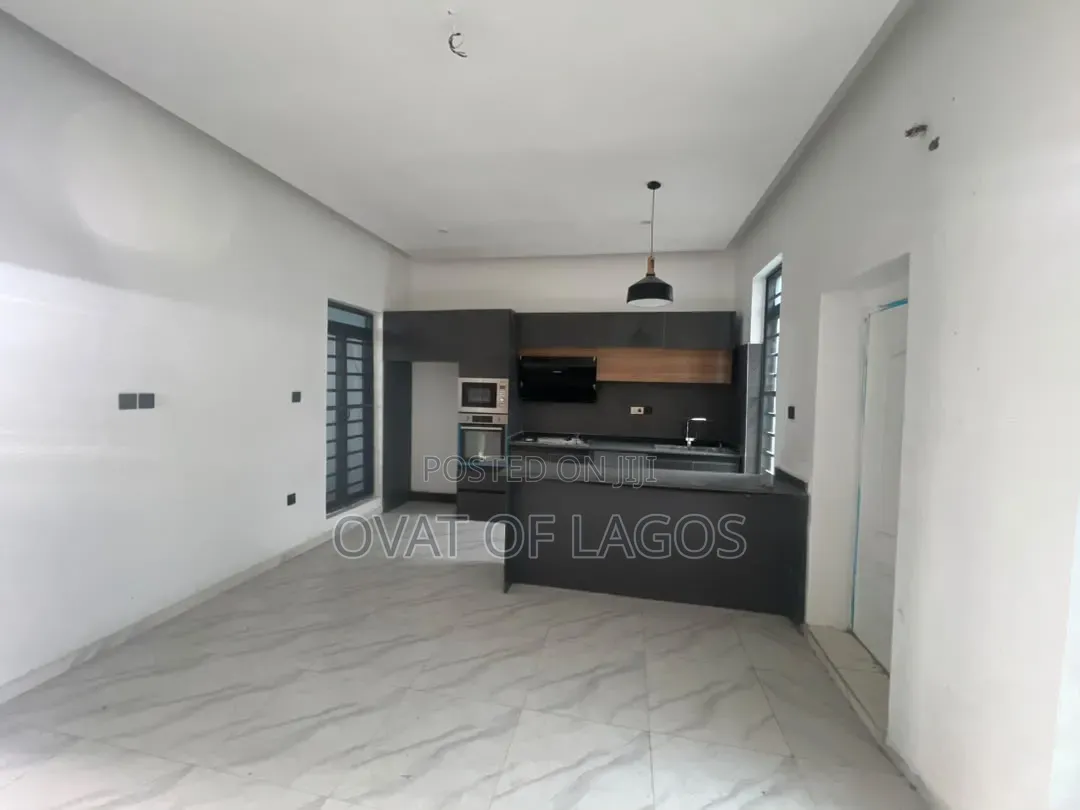 3bdrm Duplex in Lekki Palmcity, Ado / Ajah for sale