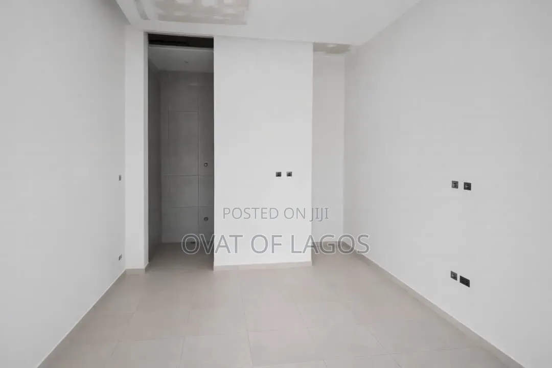 4bdrm Duplex in Oniru, 1004 for rent