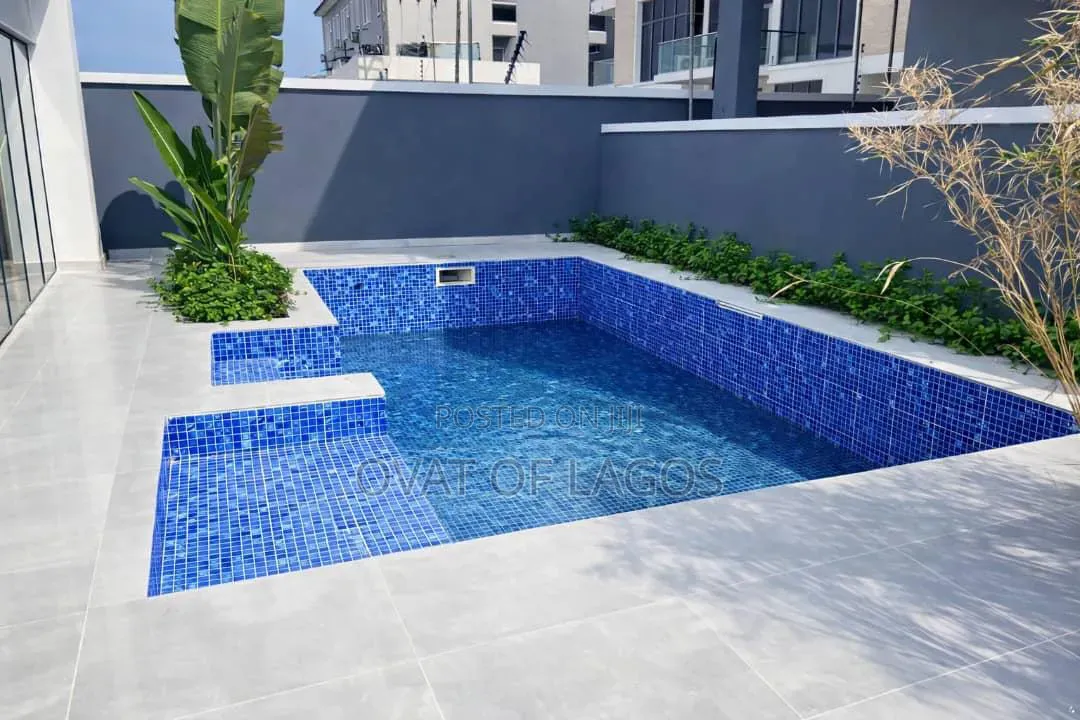 4bdrm Duplex in Oniru, 1004 for rent