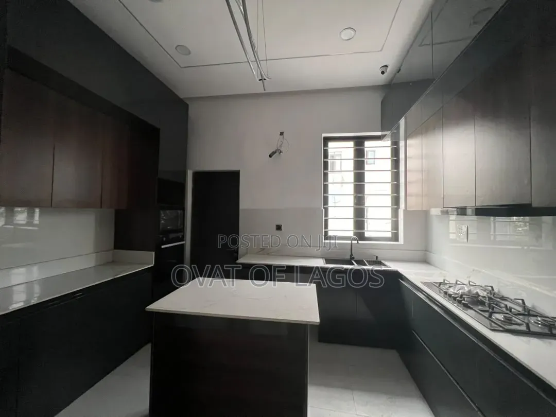 Furnished 4bdrm Duplex in Badore for sale