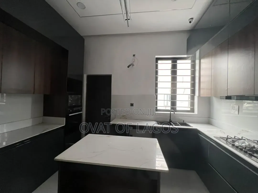 Furnished 4bdrm Duplex in Badore for sale