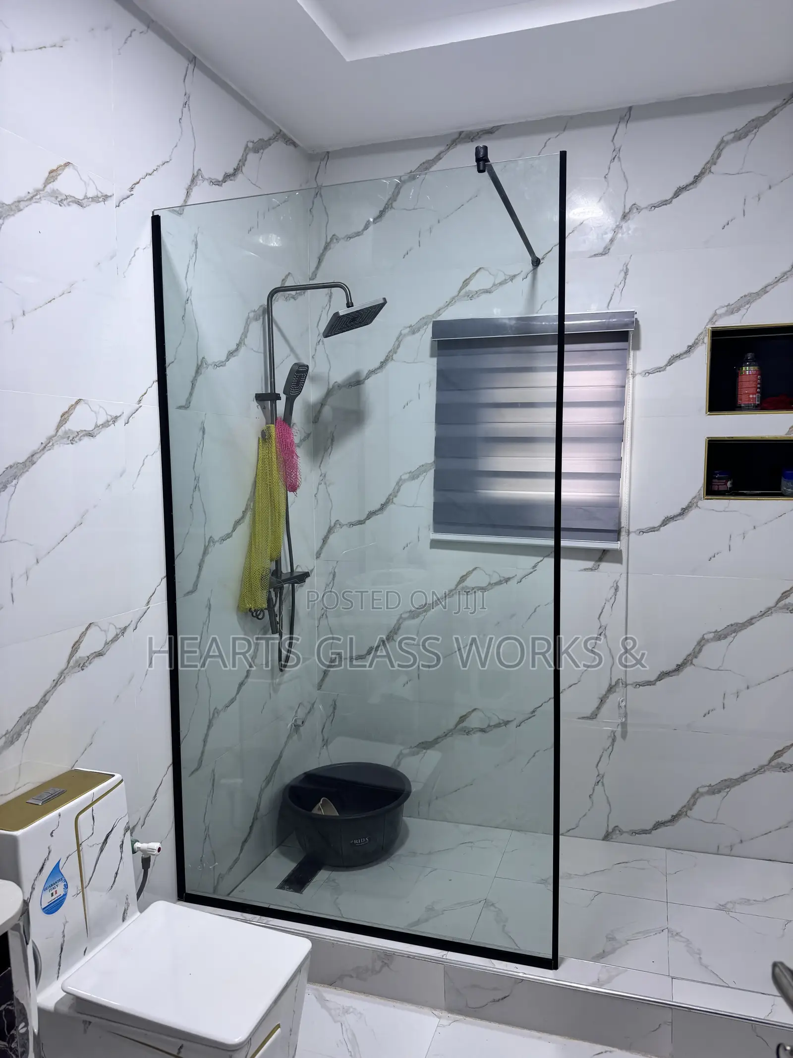 One Sided Fix Glass Partition With 10mm Tempered Glass Newly Installed