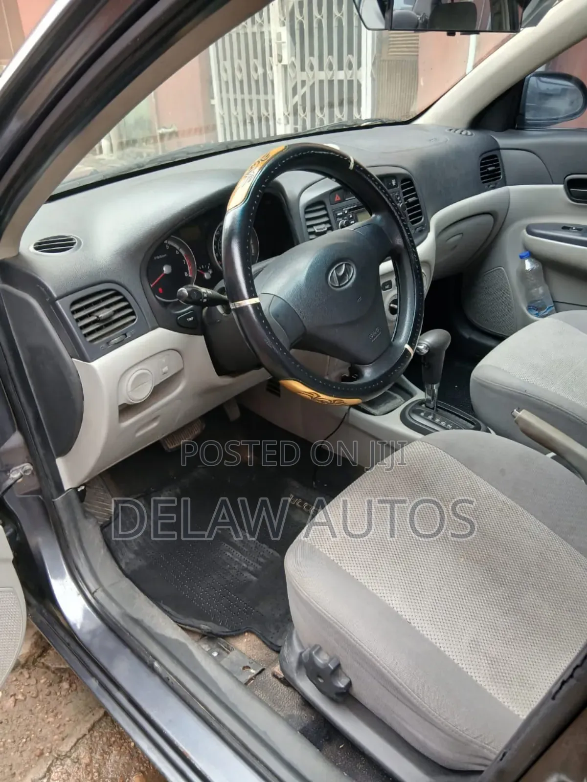 Hyundai Accent 2009 Gray