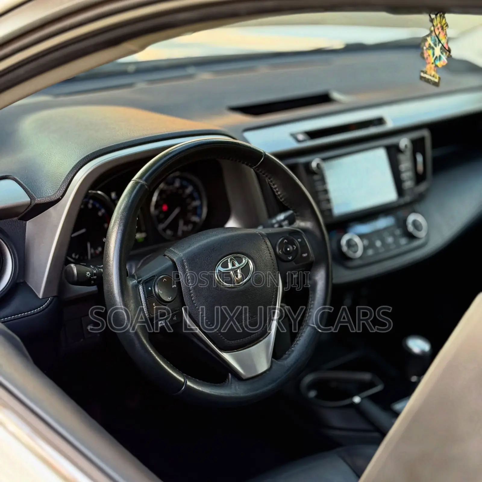 Toyota RAV4 Limited FWD (2.5L 4cyl 6A) 2016 White
