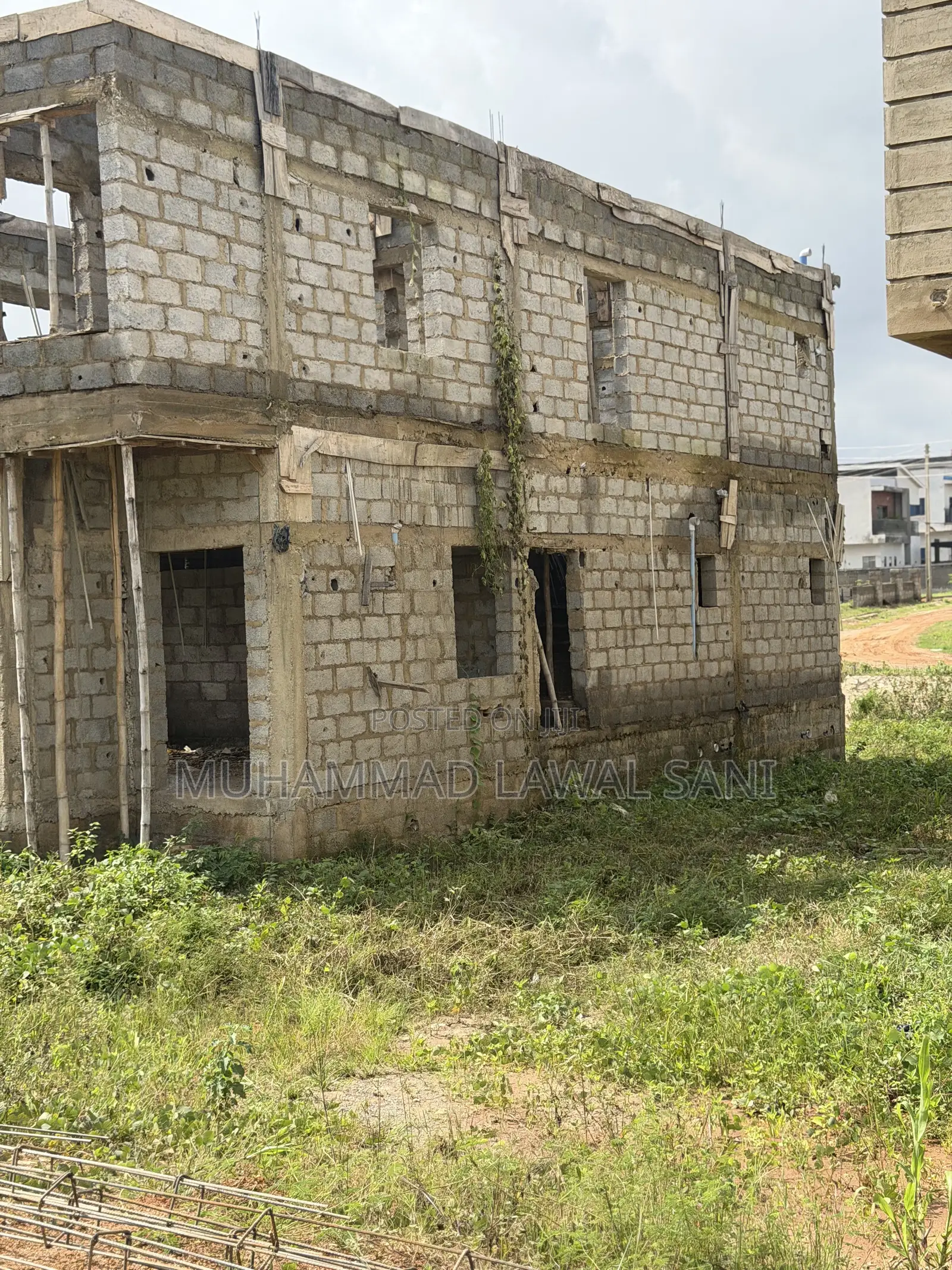5bdrm Duplex in Lenzo Pacific, Pyakasa for sale