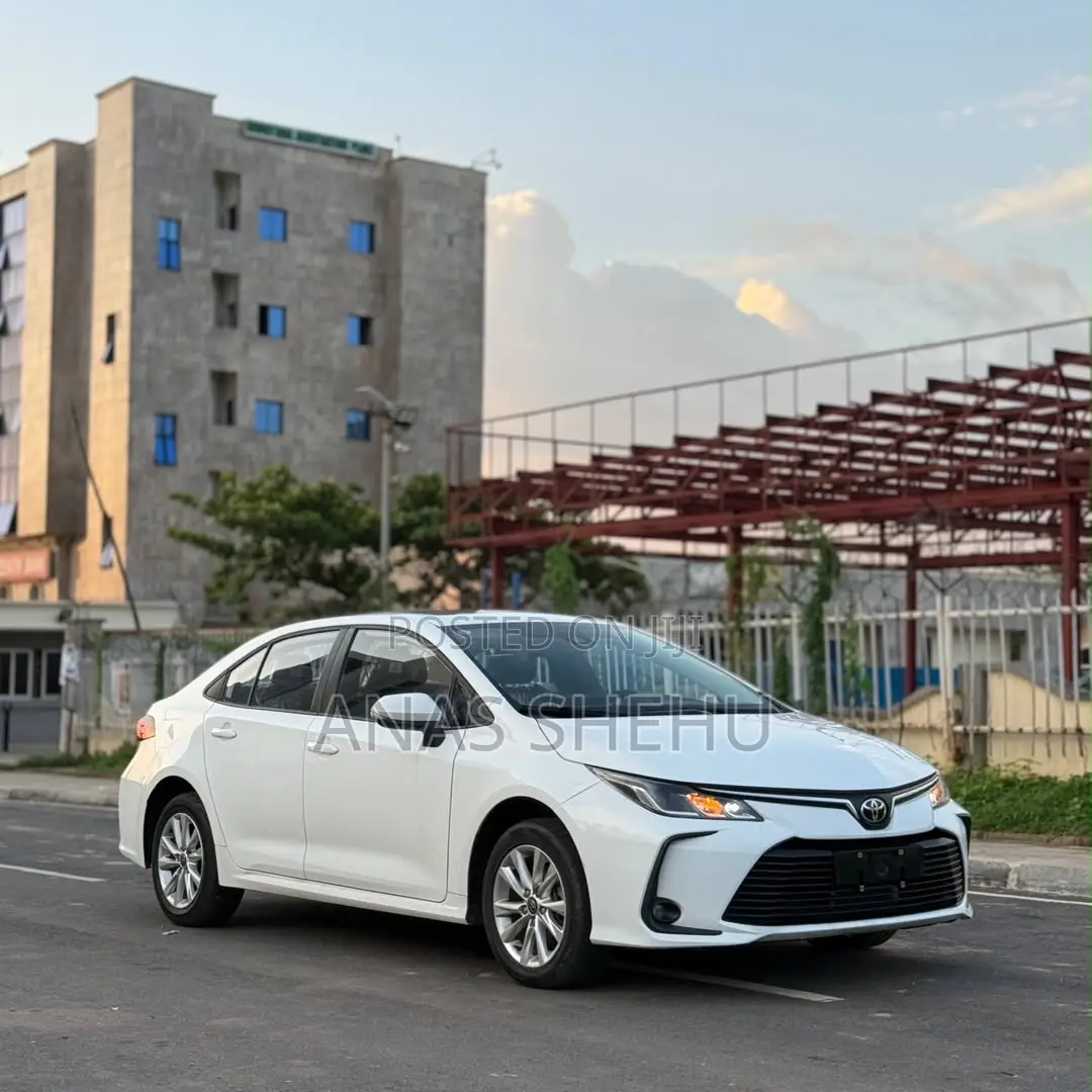 New Toyota Corolla 2025 White