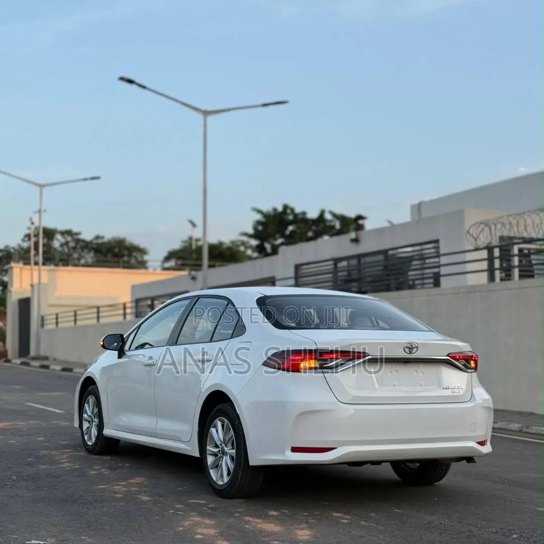 New Toyota Corolla 2025 White