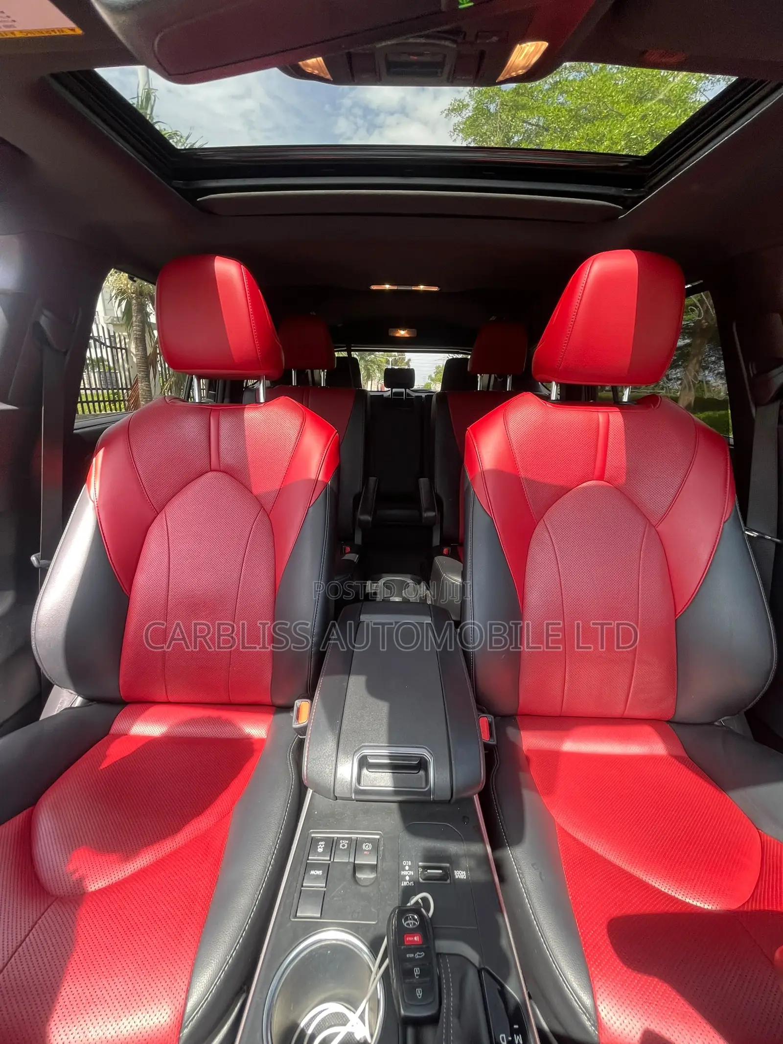 Toyota Highlander XSE AWD 2024 Black