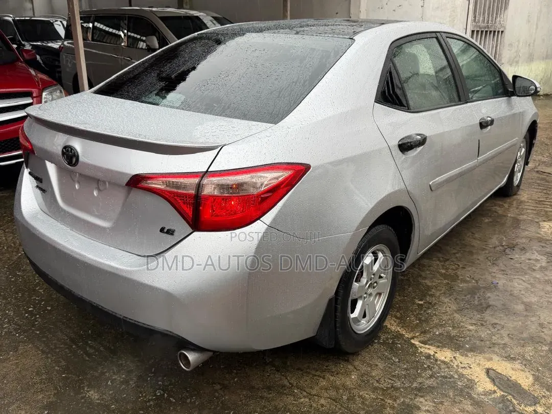 Toyota Corolla 2016 Silver