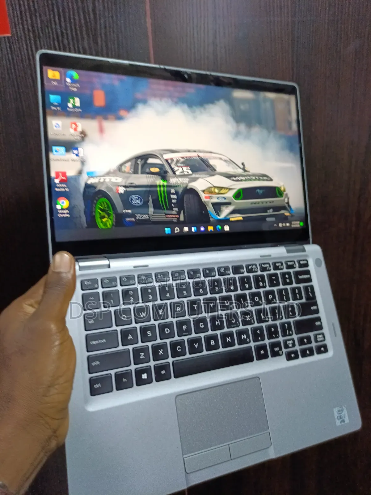 Laptop Dell Latitude 5310 2-in-1 16GB Intel Core i7 SSD 512GB