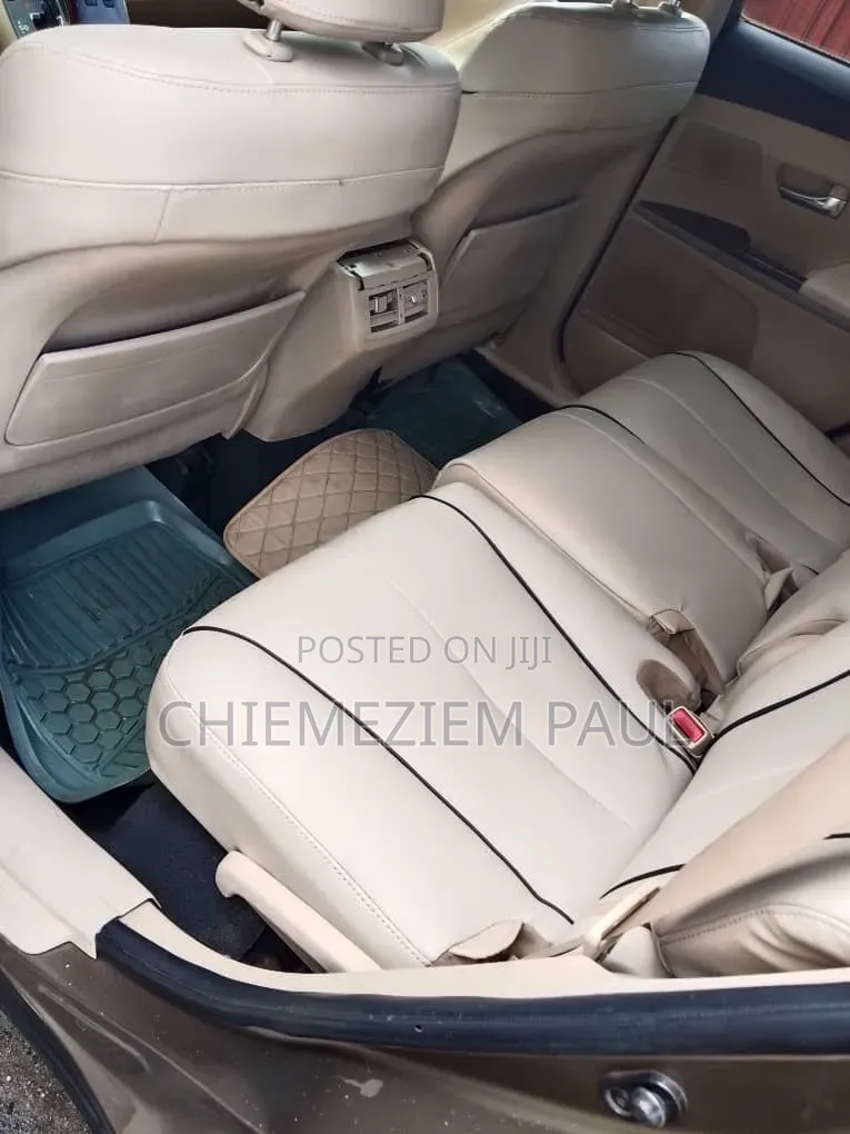 Toyota Venza 2011 Brown