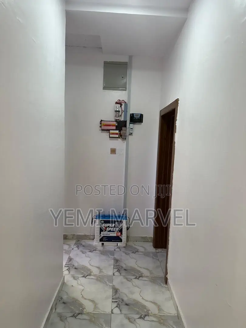 3bdrm Bungalow in Alaka, Elebu,, Akala Express for sale