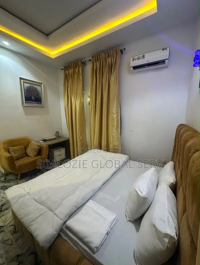 Furnished 9bdrm Duplex in Ada-George, Port for sale