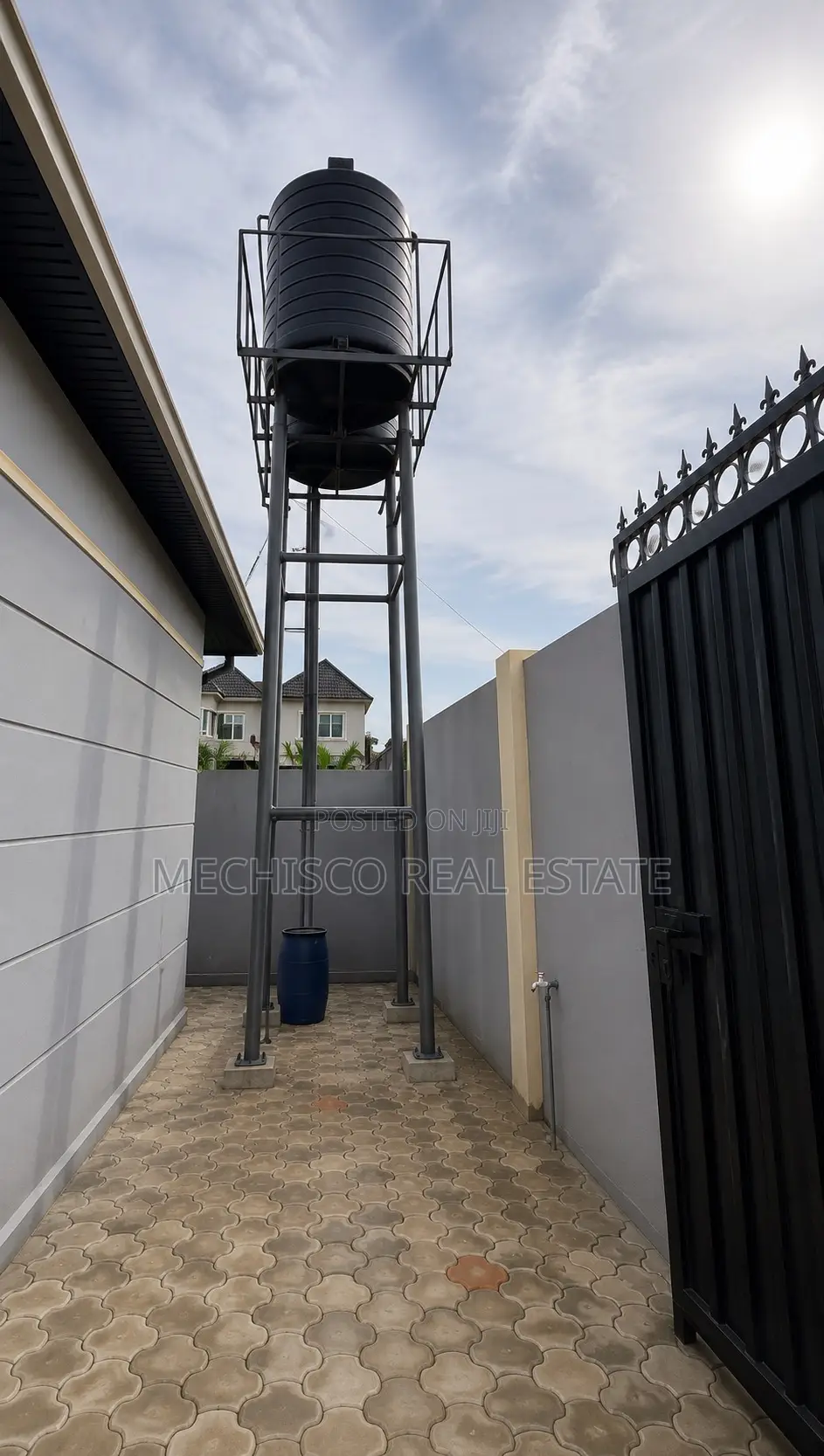 Studio Apartment in Rumolumeni for sale