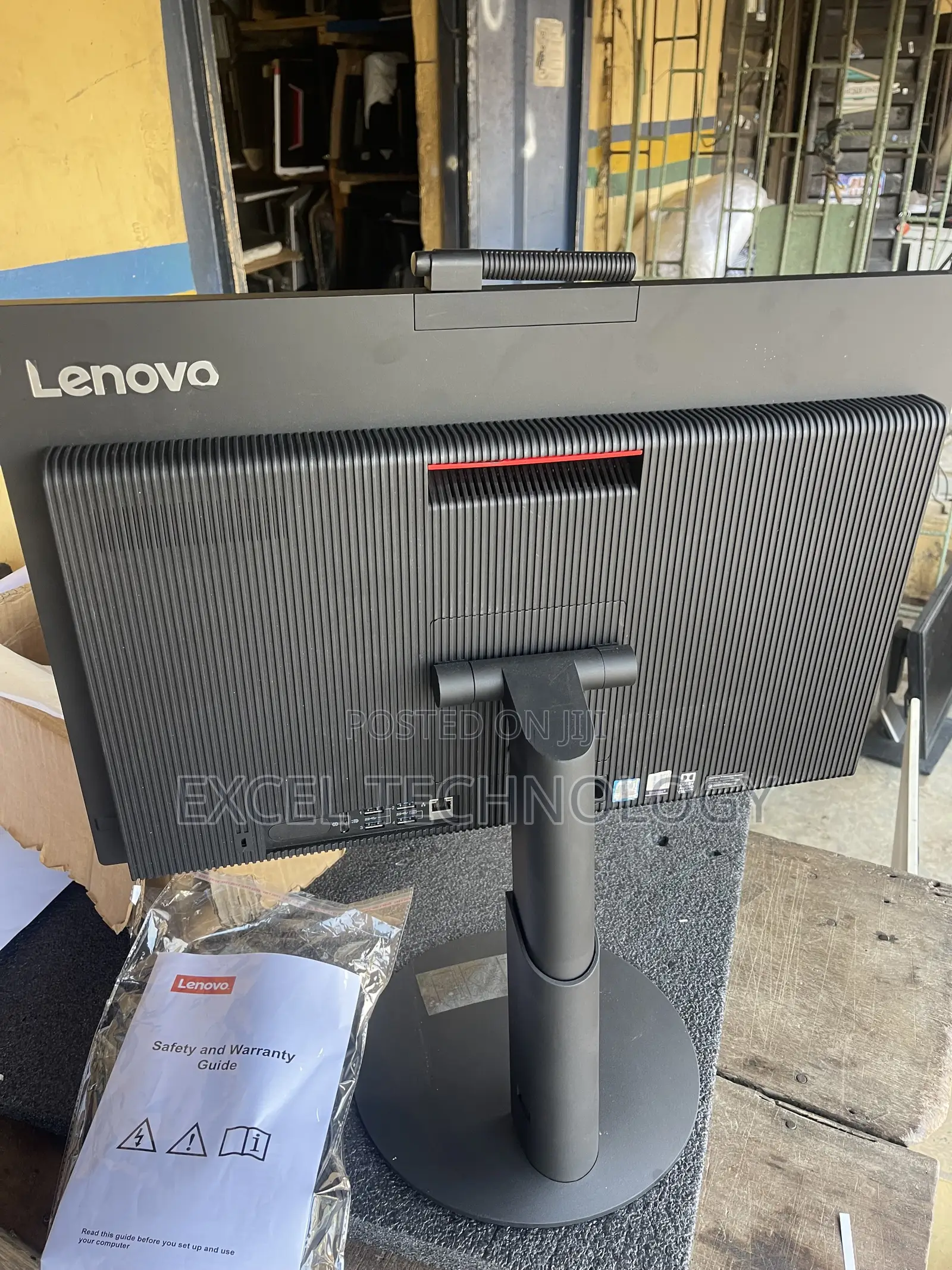 New Lenovo ThinkCentre M810z AIO 16GB Intel Core i5 SSD 512GB