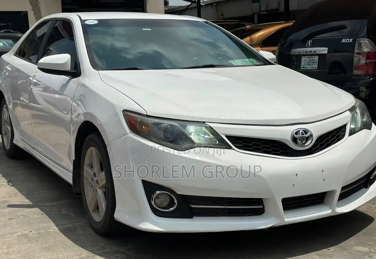 Toyota Camry 2013 White