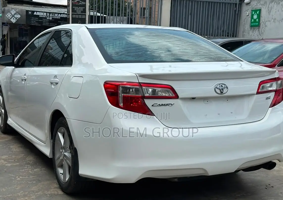 Toyota Camry 2013 White