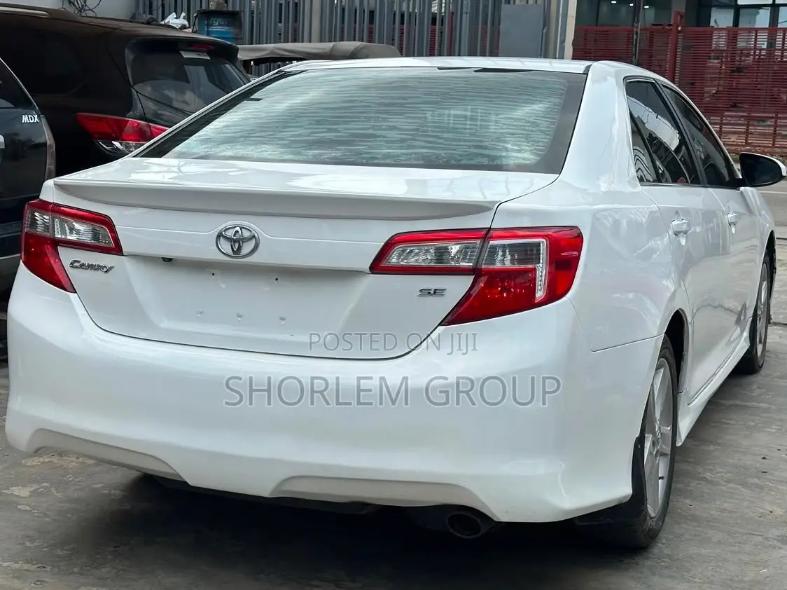 Toyota Camry 2013 White