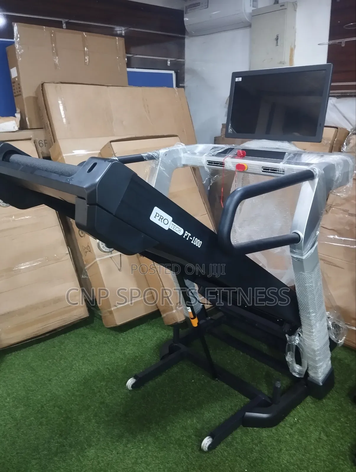 4HP Treadmill With Auto Incline Foldable
