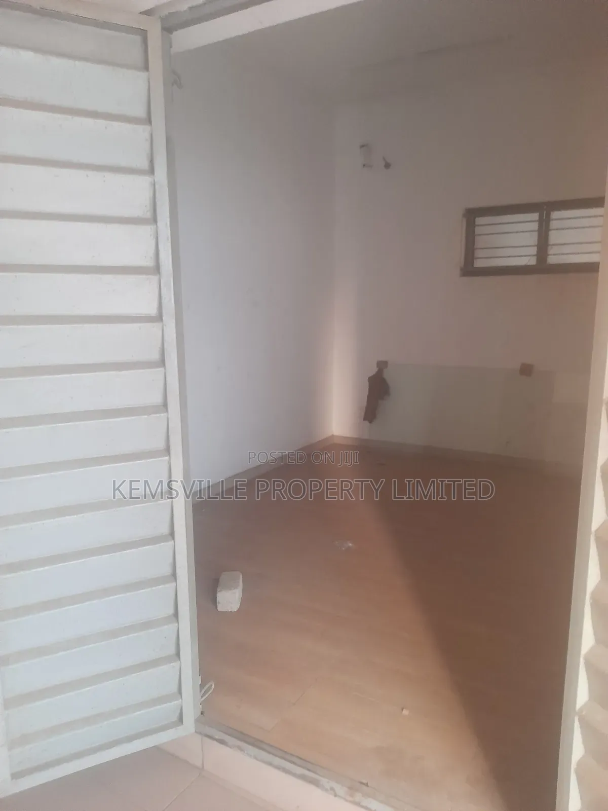 Commercial Office for Sales