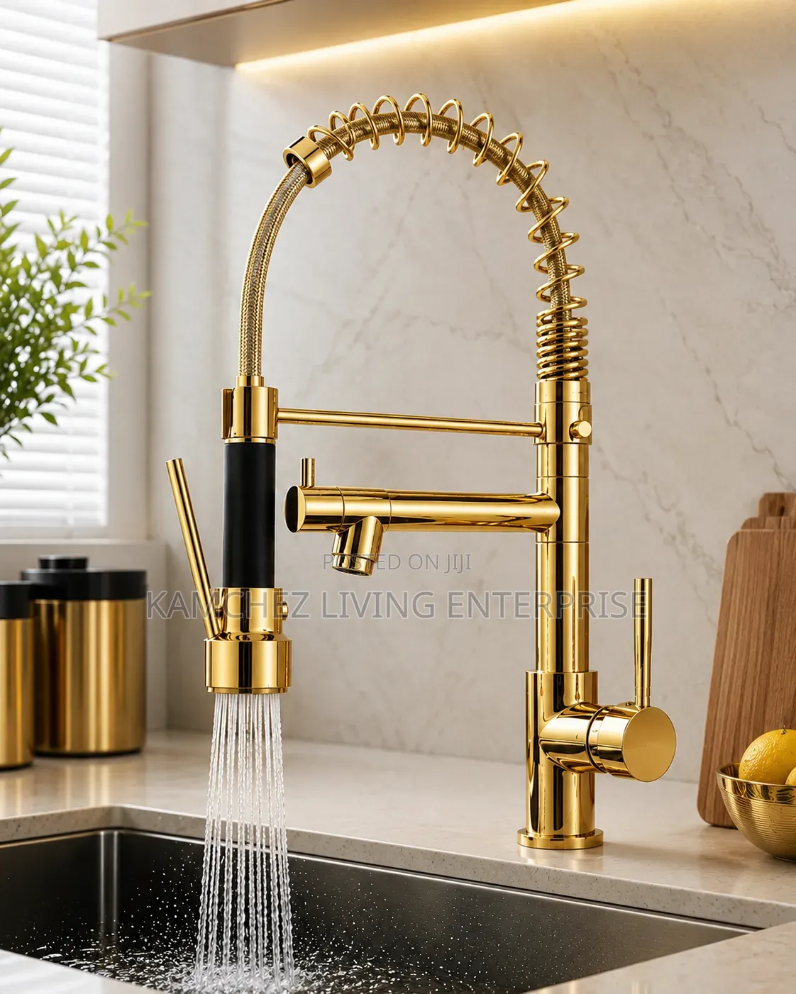 Luxury Gold Pull-Down Kitchen Faucet