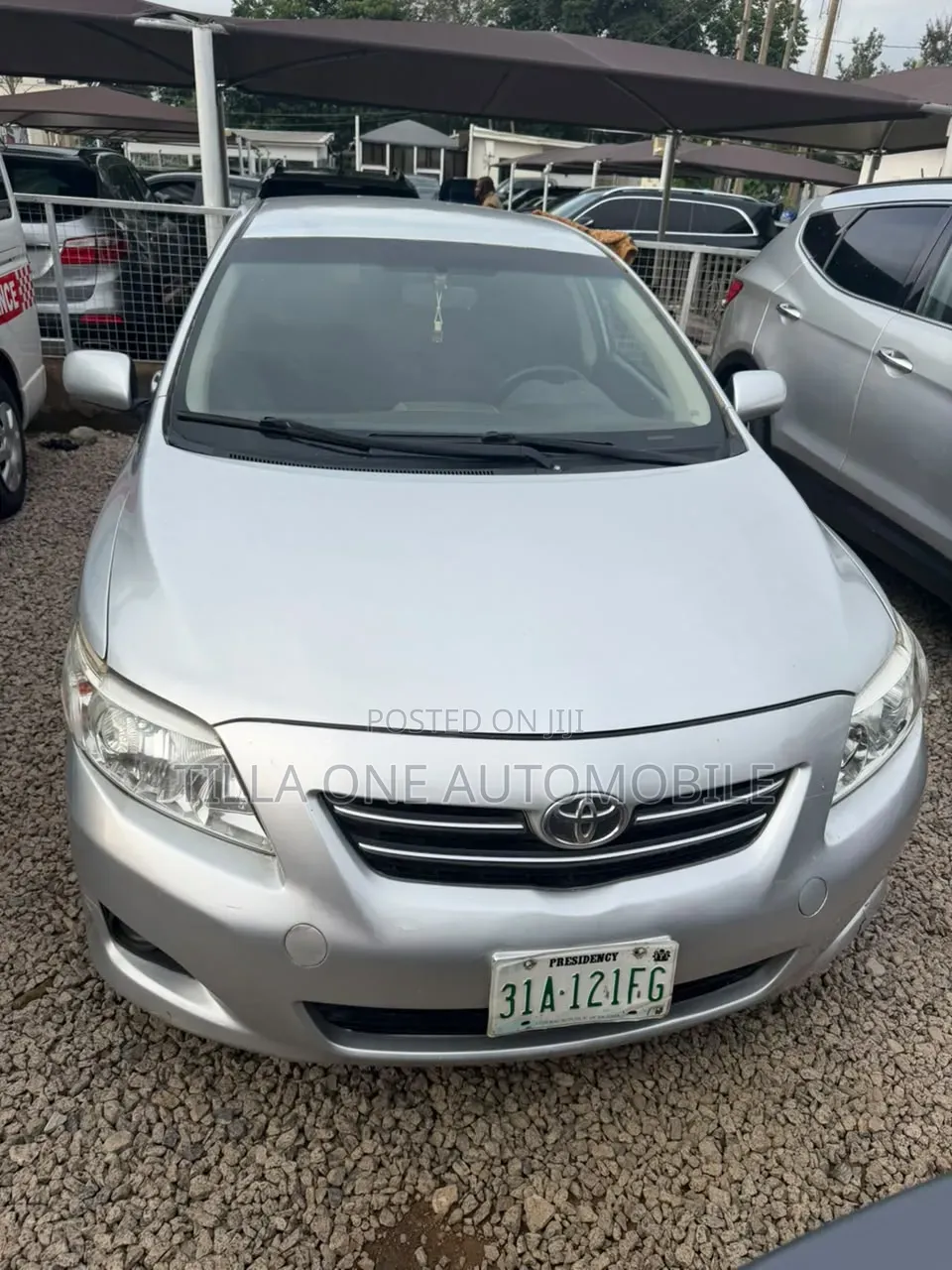 Toyota Corolla LE 4dr Sedan (1.8L 4cyl 4A) 2010 Silver
