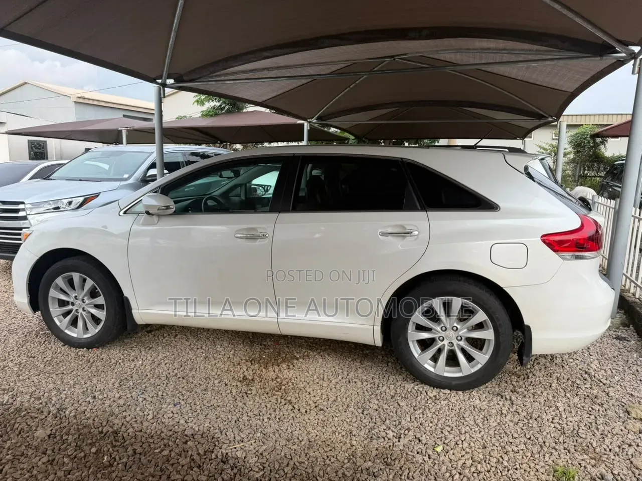 Toyota Venza Limited 2013 White