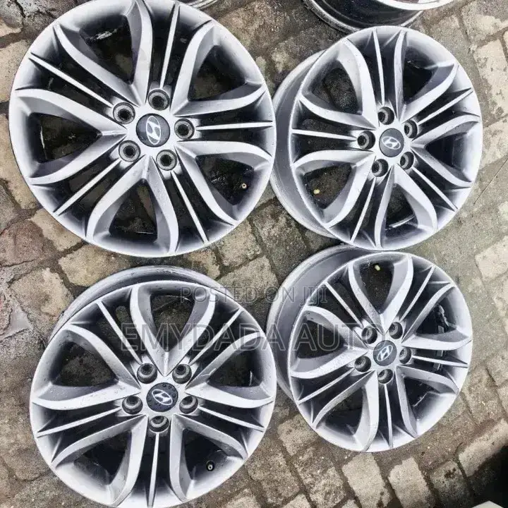 Rim for Lexus and Toyota Cars