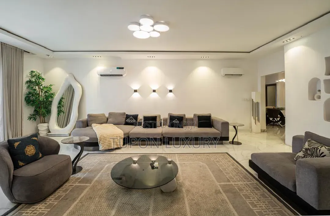 Luxury 3bedroom Apartment With Pool, Gym and Beautiful City View