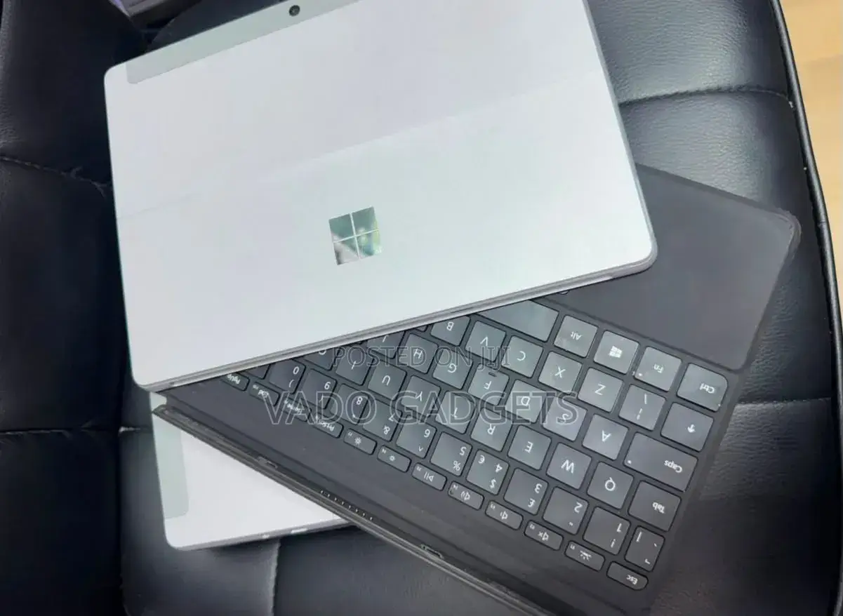 Laptop Microsoft Surface Go 2 8GB Intel Pentium SSD 128GB