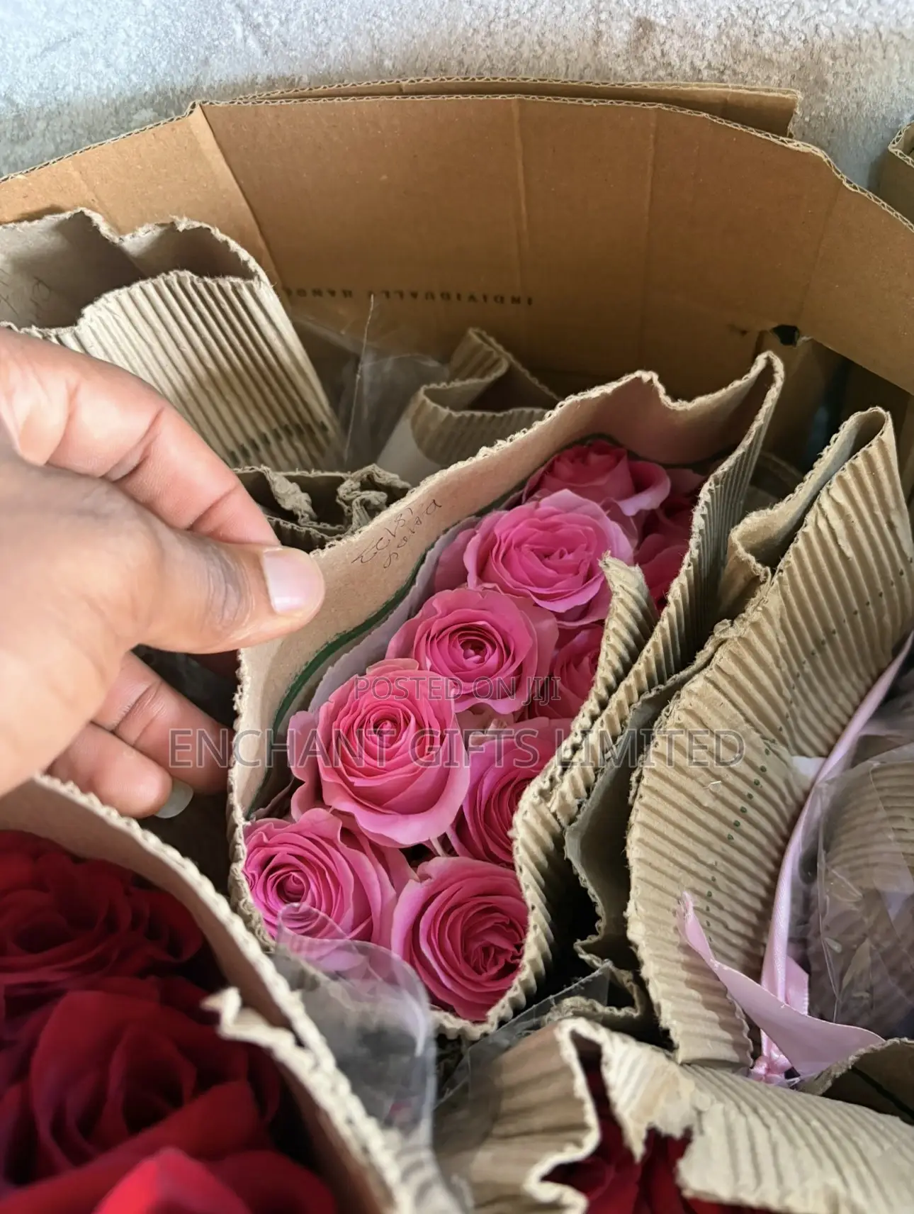 Abuja/Lagos Fresh Roses Stem and Flower Bouquets – Wholesale Vendor