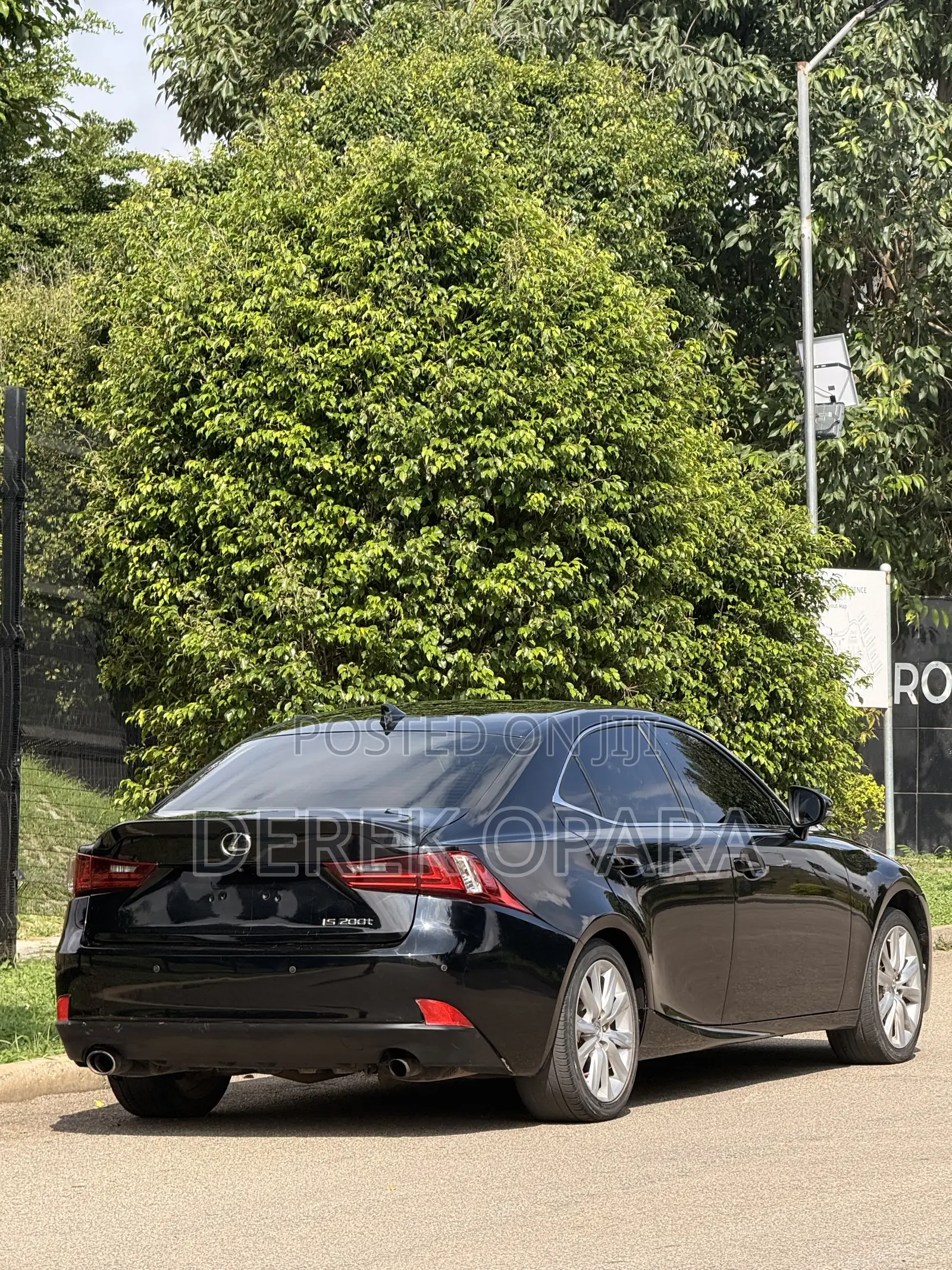 Lexus IS 2016 Black