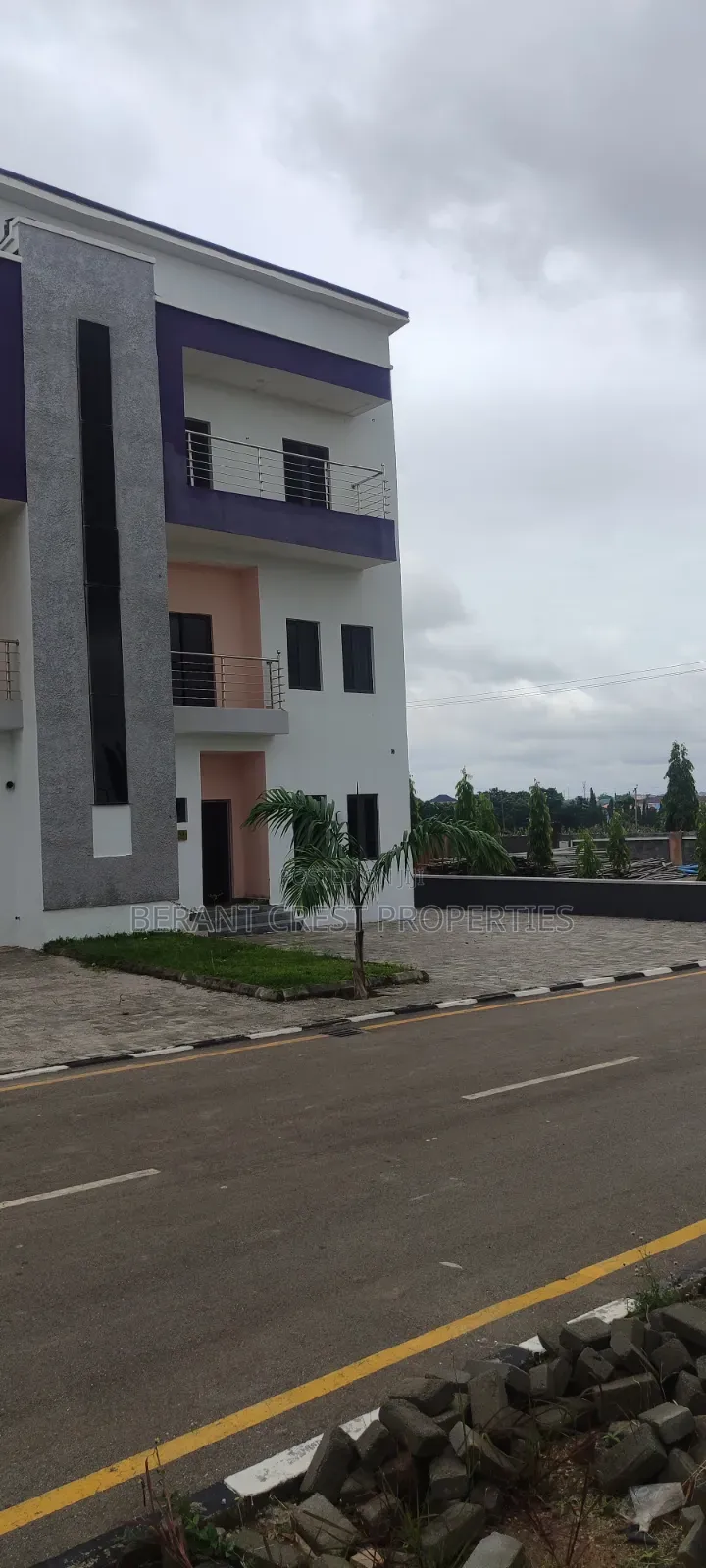 4bdrm Duplex in Lokogoma for sale