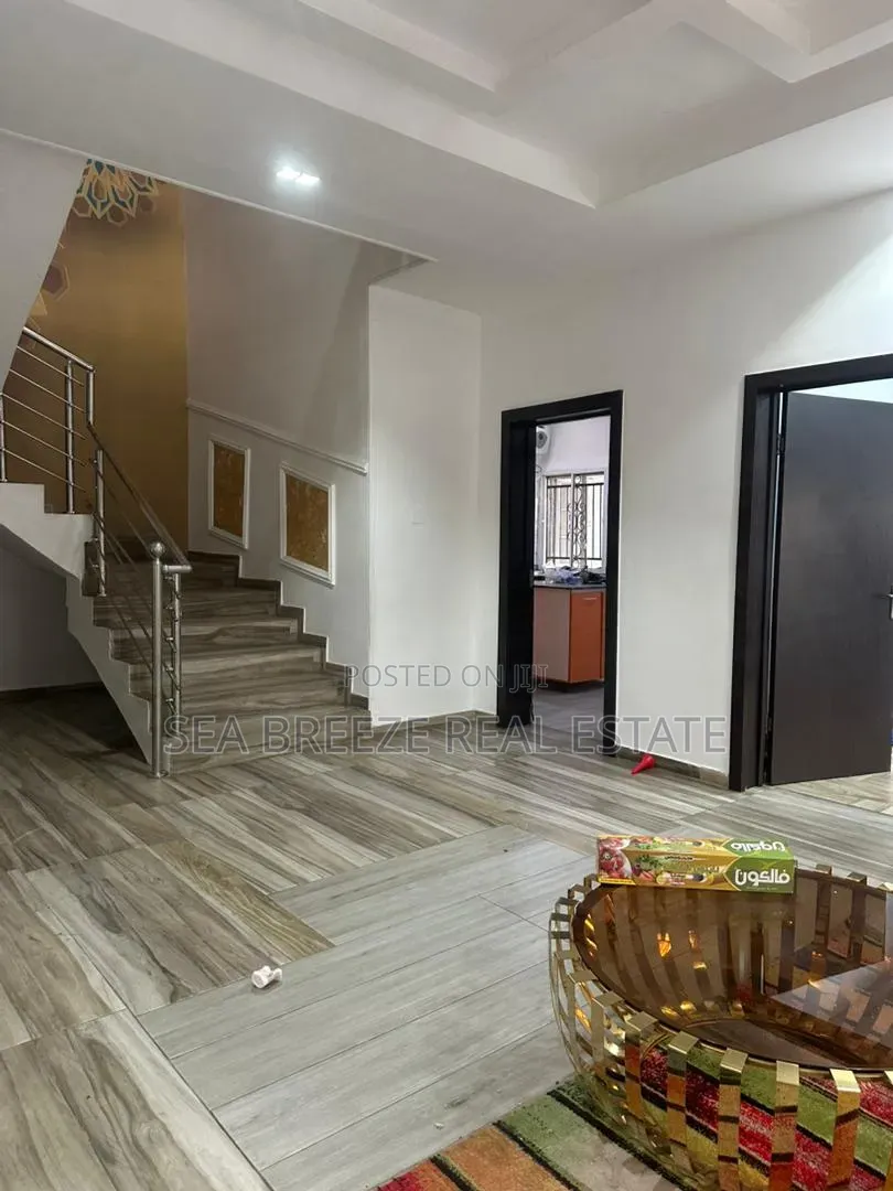4bdrm Duplex in Greenland Estate, Mende for sale