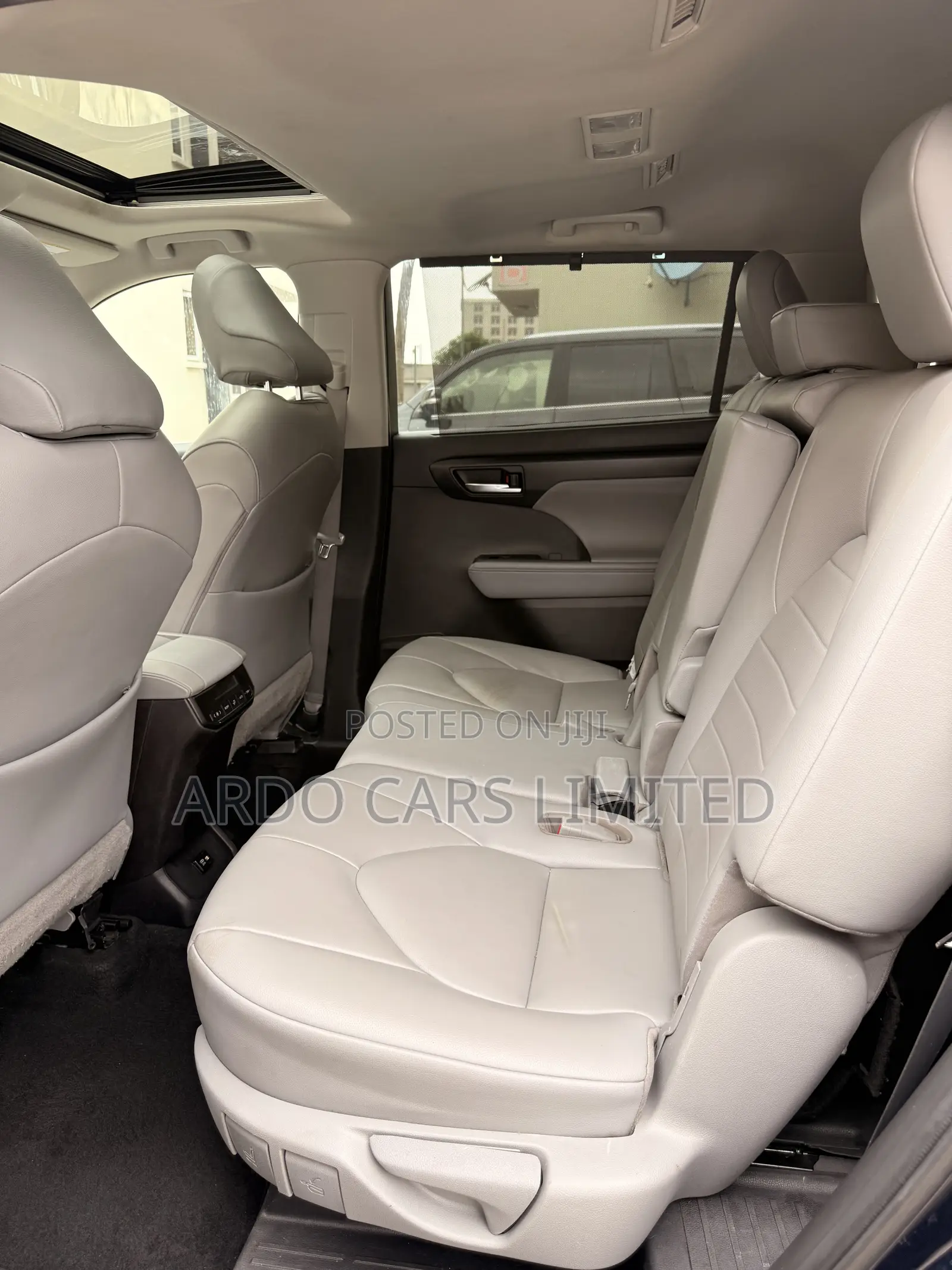 Toyota Highlander XLE AWD 2020