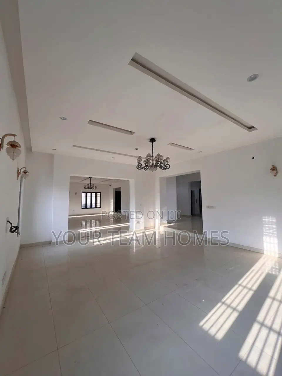 7bdrm Mansion in Guzape for sale