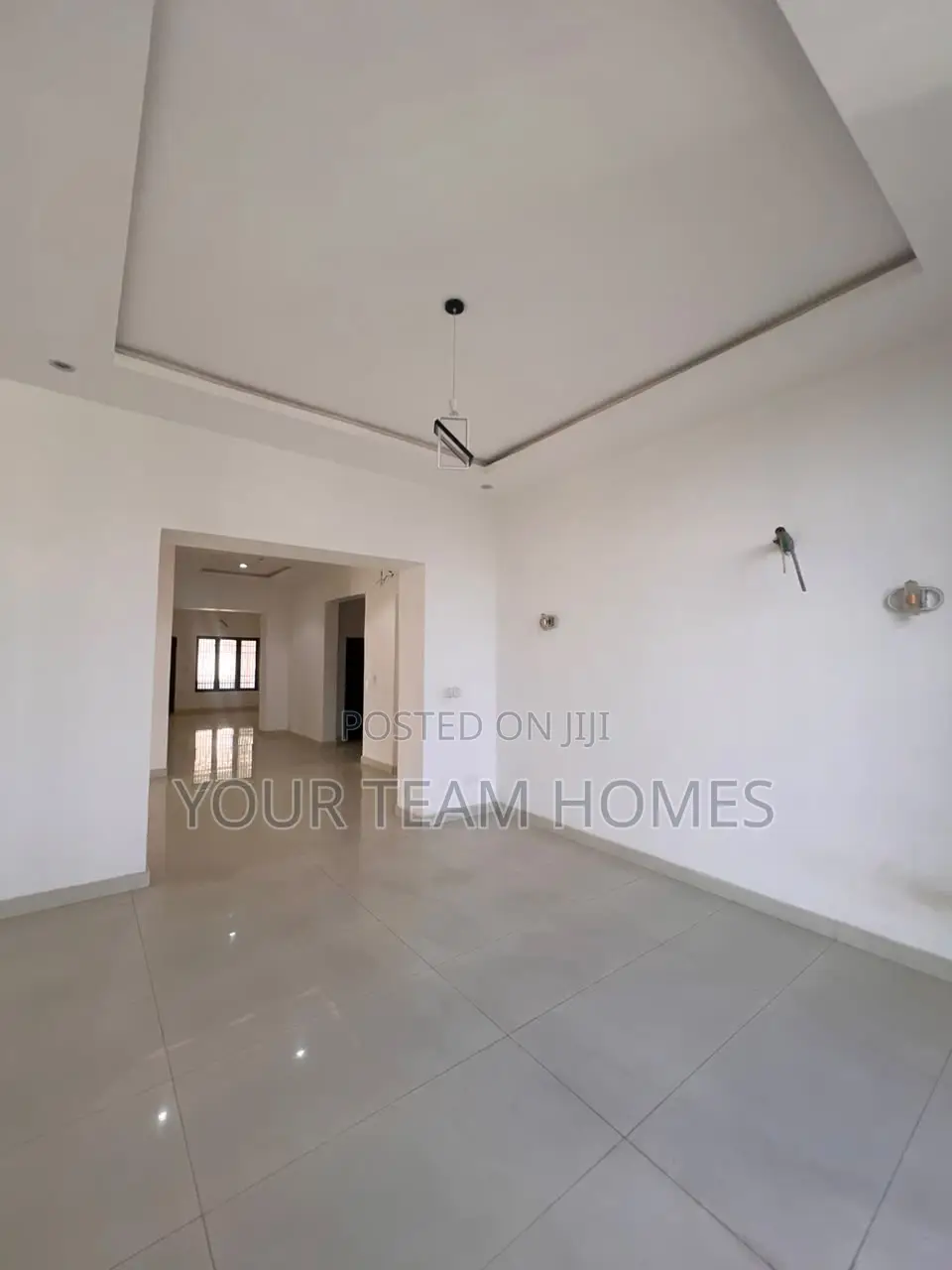 7bdrm Mansion in Guzape for sale