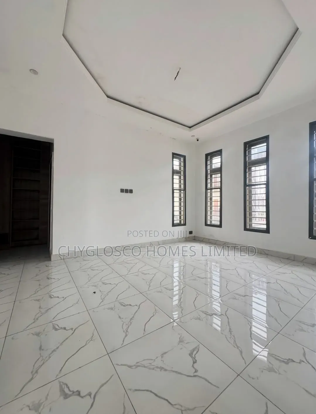 Furnished 4bdrm Duplex in New Layout for sale