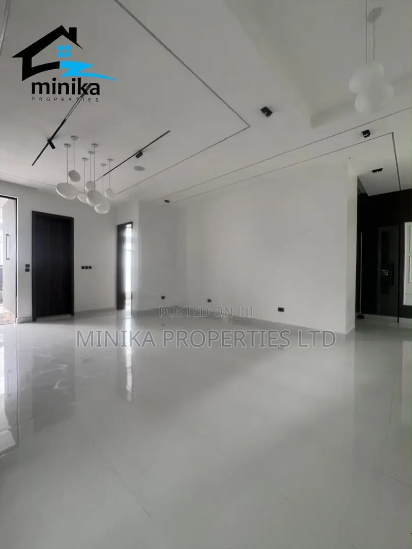 4bdrm Duplex in Orchid Road, Ikota for sale