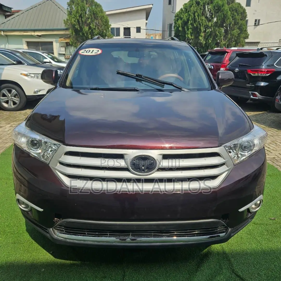 Toyota Highlander 2012 Burgundy
