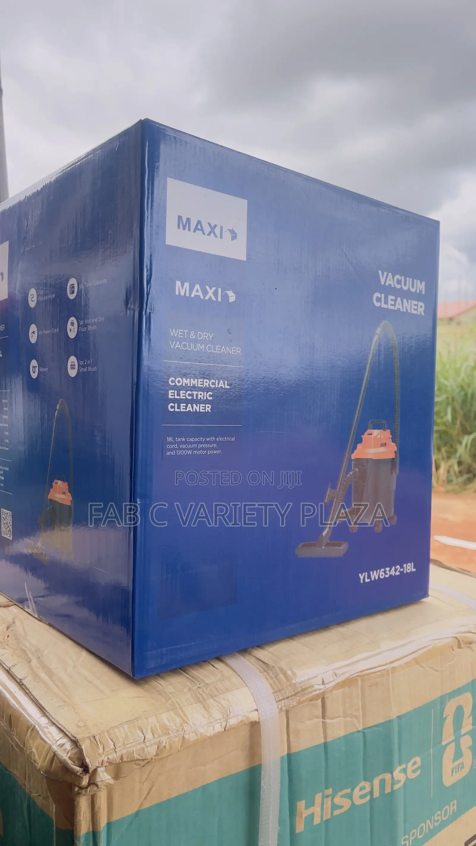 Maxi Vacuum Cleaner