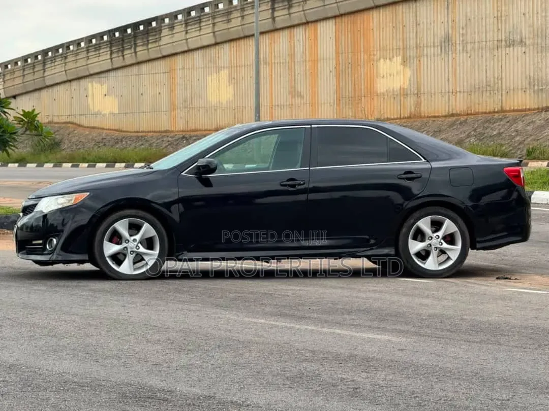 Toyota Camry 2013 Black