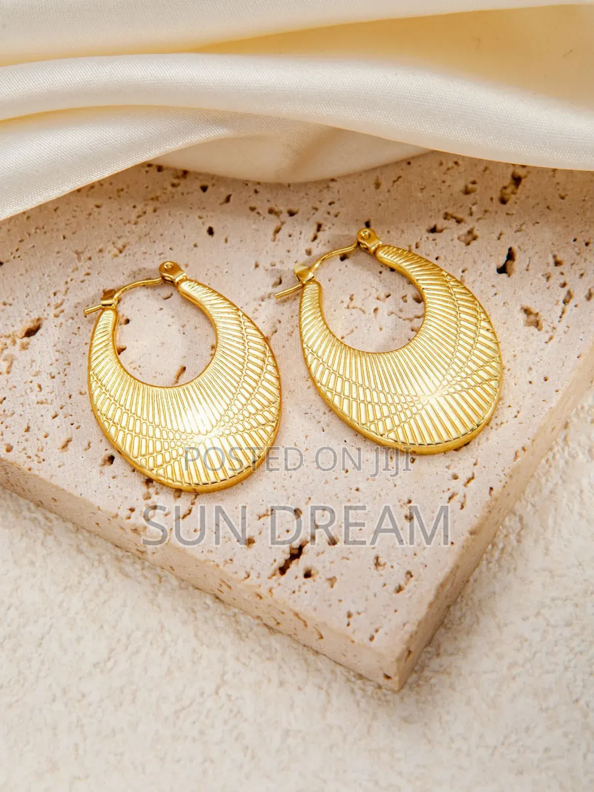 Fashionable Woman Earrings Birthday Gift Earring