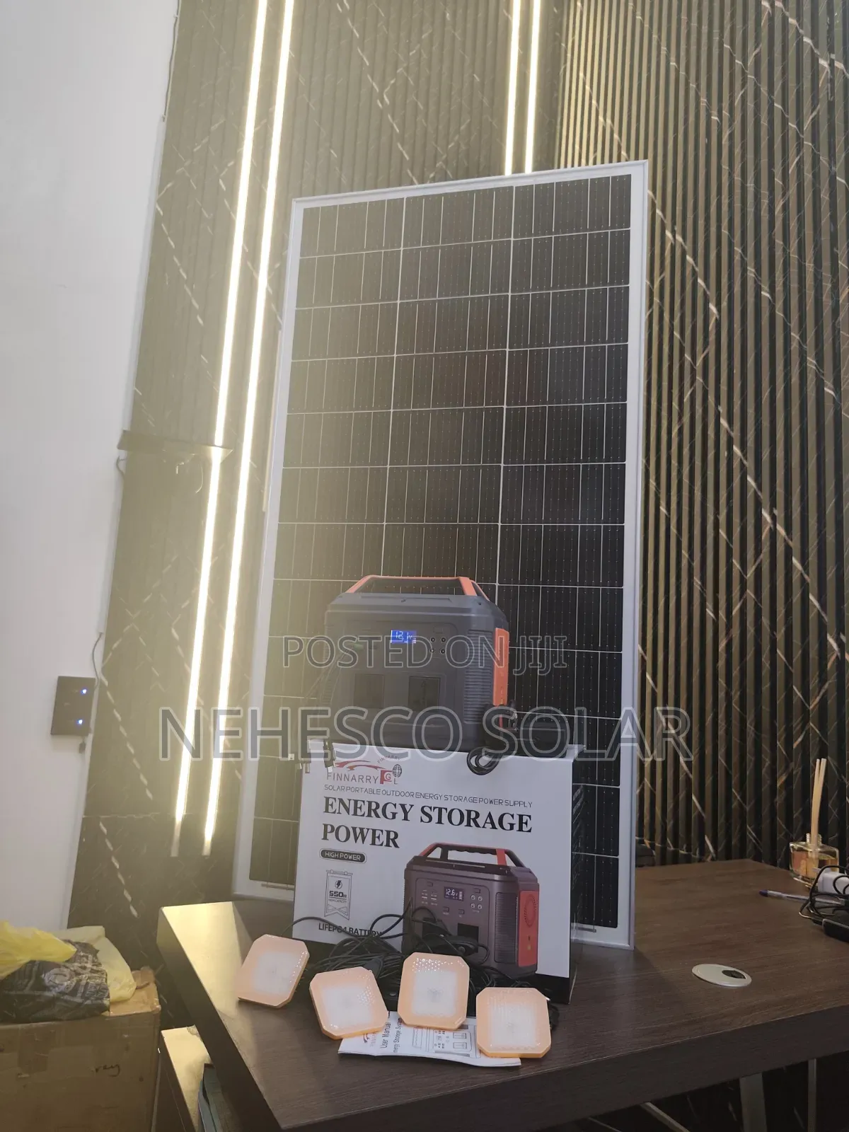 Reliable Backup Electricity – 550W Solar Generator Kit